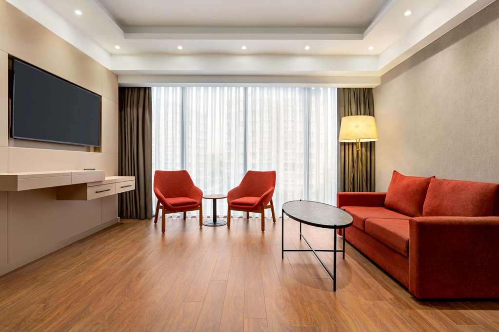 Ramada By Wyndham Adiyaman Hotel Room photo