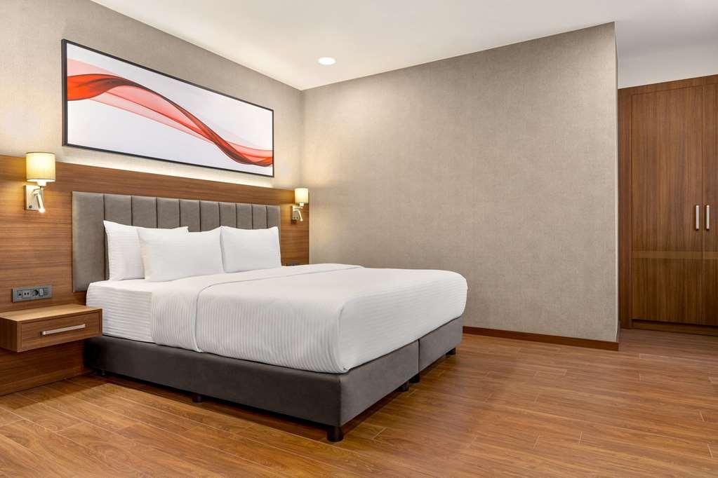 Ramada By Wyndham Adiyaman Hotel Room photo